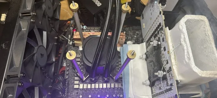 Az OGS csapat 4 GHz fölé tornázta a Galax RTX 5090D HOF-ot