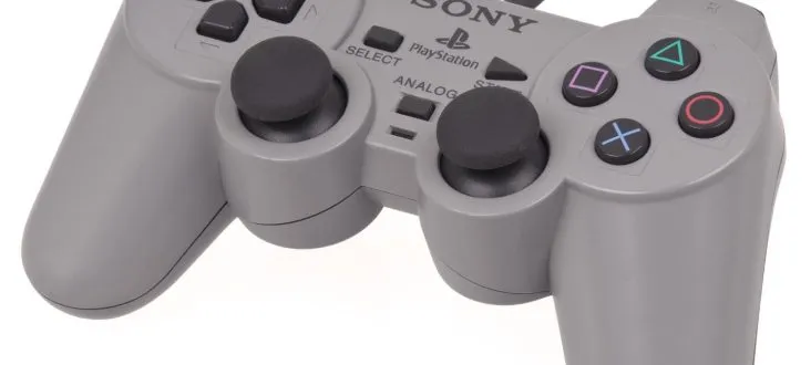 Lefújt PlayStation Puga prototípus: beépített PS1 és 20 órás üzemidő
